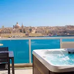 Valletta Bastion View & Penthouse With Heated Jacuzzi 아파트 슬리에마