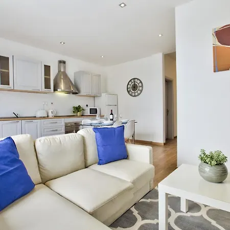 Valletta Bastion View And Penthouse In *