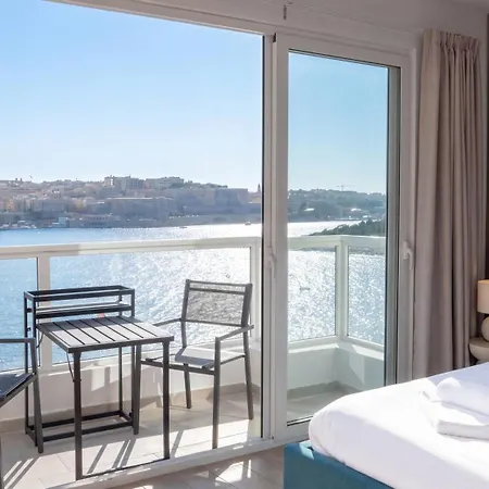 Valletta Bastion View & Penthouse With Heated Jacuzzi *