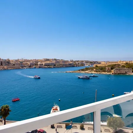 Apartment Valletta Bastion View & Penthouse With Heated Jacuzzi