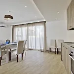 Apartamento Valletta Bastion View & Penthouse With Heated Jacuzzi Sliema