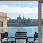 公寓 Valletta Bastion View & Penthouse With Heated Jacuzzi 斯利马