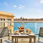Apartment Valletta Bastion View & Penthouse With Heated Jacuzzi