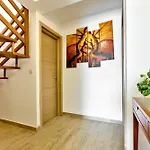 Valletta Bastion View & Penthouse With Heated Jacuzzi 公寓 *