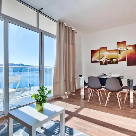 Apartamento Bastions Seaview And Duplex Penthouse In By Shortletsmalta