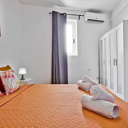 Appartement Valletta Bastion View & Penthouse With Heated Jacuzzi Sliema