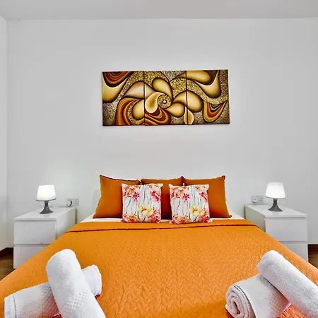 Valletta Bastion View And Penthouse In Apartment