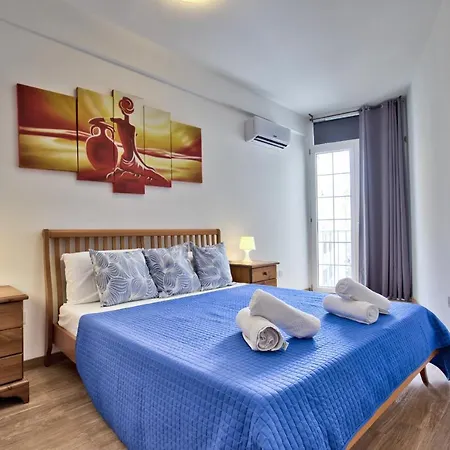 Valletta Bastion View And Penthouse In Apartment Sliema