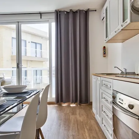 Valletta Bastion View And Penthouse In *