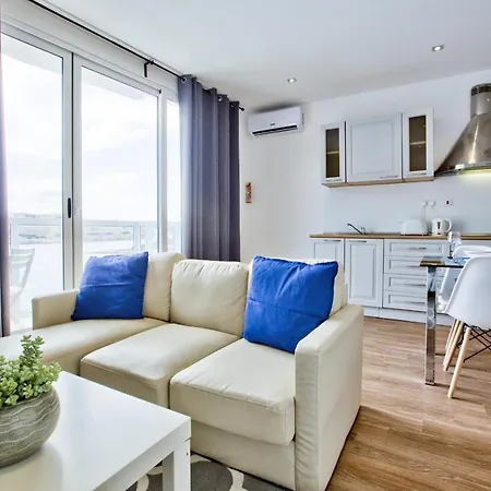Bastions Seaview And Duplex Penthouse In By Shortletsmalta * Sliema