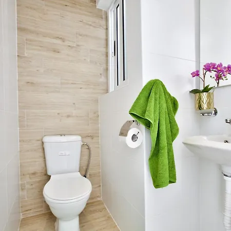 Valletta Bastion View And Penthouse In Слима