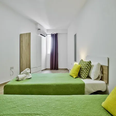 Апартаменты Valletta Bastion View And Penthouse In Слима