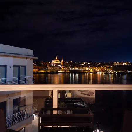 Valletta Bastion View And Penthouse In * Sliema