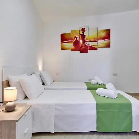 Valletta Bastion View & Penthouse With Heated Jacuzzi