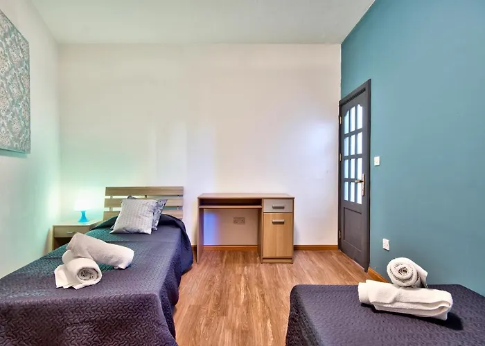 Valletta Bastion View And Penthouse In *