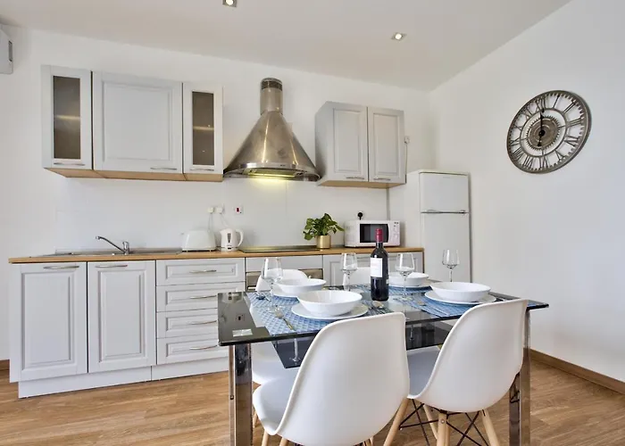 Valletta Bastion View And Penthouse In