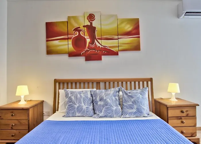 Valletta Bastion View And Penthouse In *