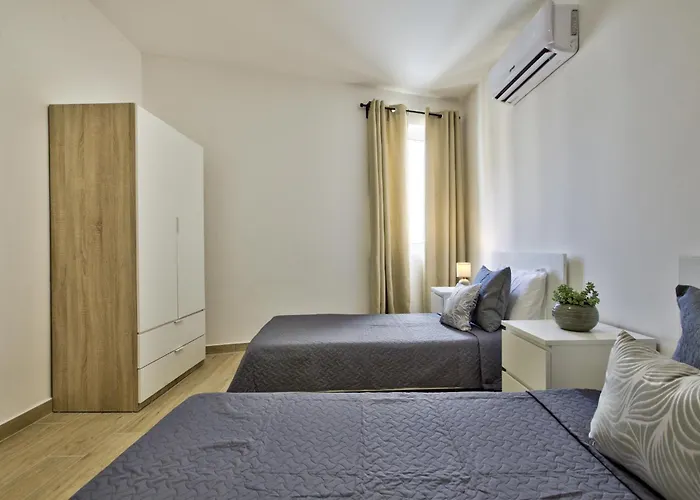 Valletta Bastion View And Penthouse In Apartamento *