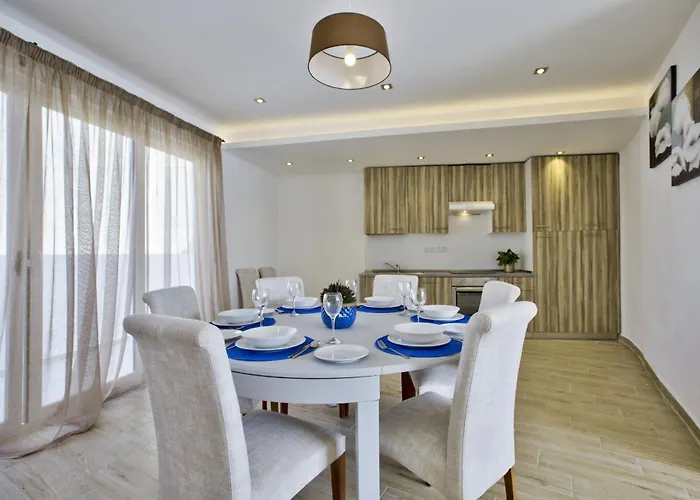 Valletta Bastion View And Penthouse In Sliema