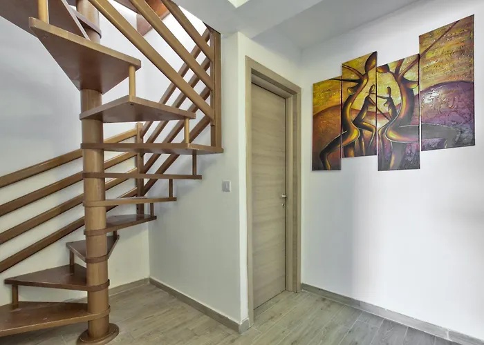 Valletta Bastion View And Penthouse In Apartamento *