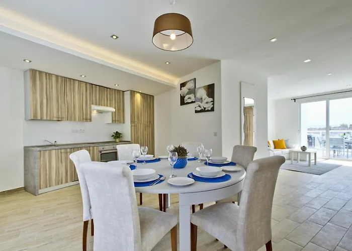 Valletta Bastion View And Penthouse In