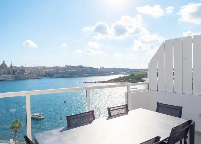 Valletta Bastion View And Penthouse In * Sliema