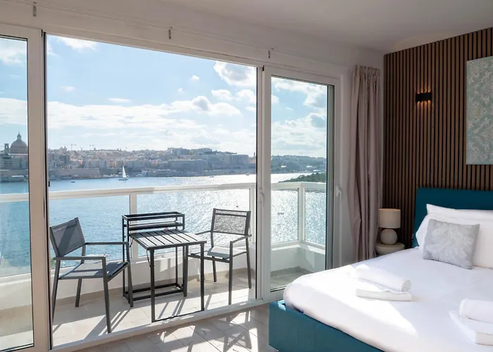 Valletta Bastion View And Penthouse In Apartamento *