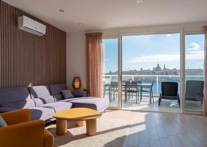 Valletta Bastion View And Penthouse In * Sliema