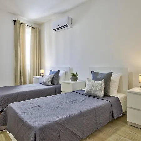 Valletta Bastion View And Penthouse In דירה