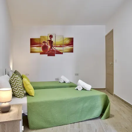 Valletta Bastion View And Penthouse In Daire