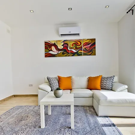 Daire Valletta Bastion View And Penthouse In