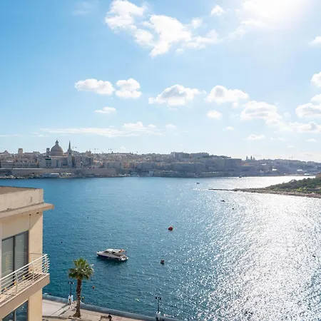 דירה Valletta Bastion View And Penthouse In